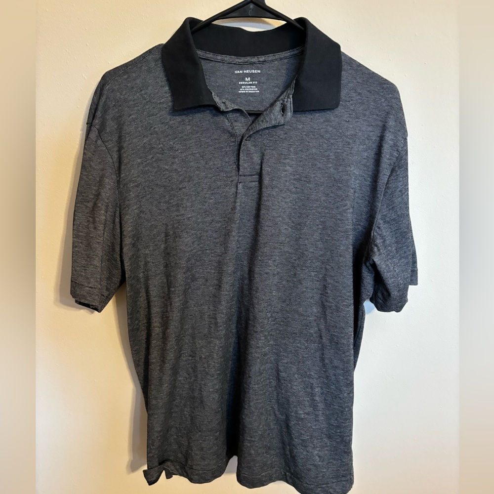 Van Heusen collared shirt